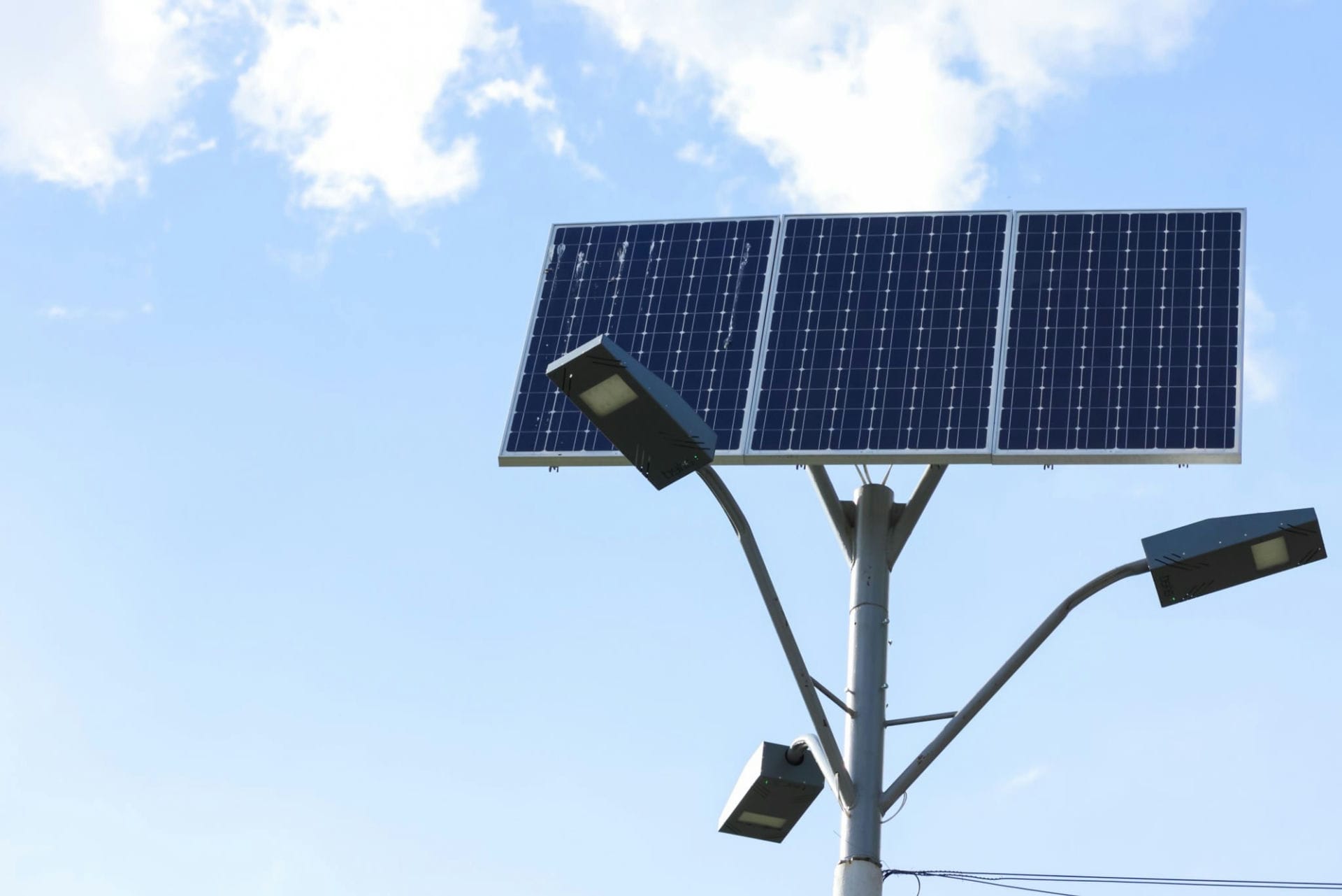 what is a solar led street light1