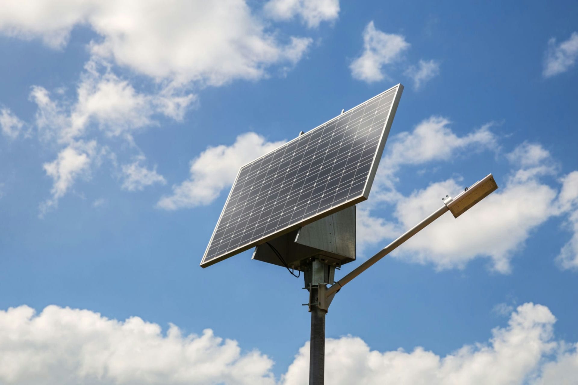 what should i look for in a solar street light3